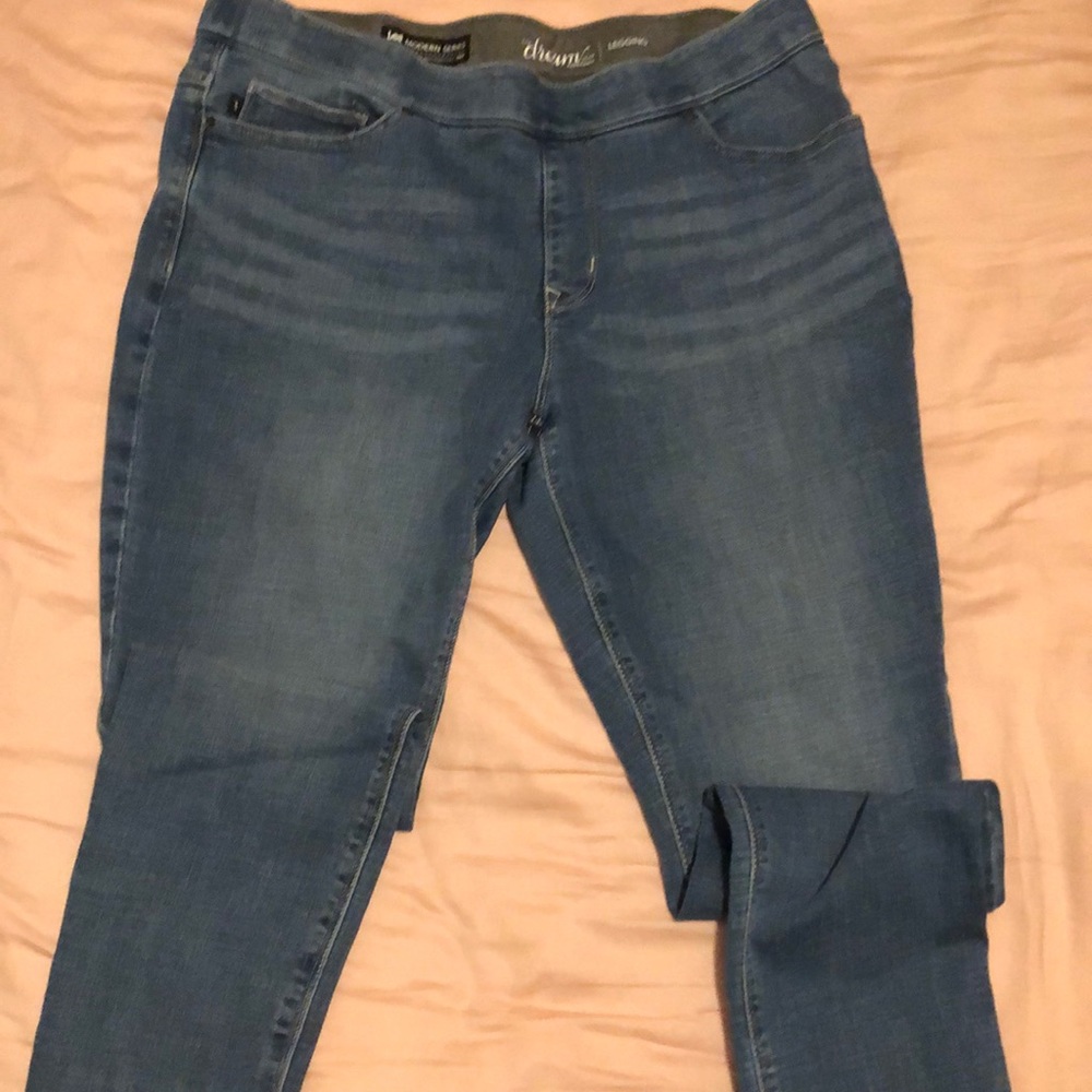 Lee jeans